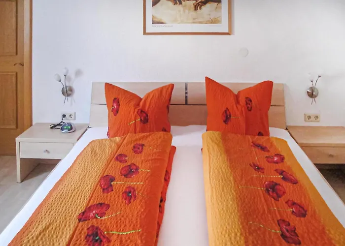 Daire Schoene - Pfunds